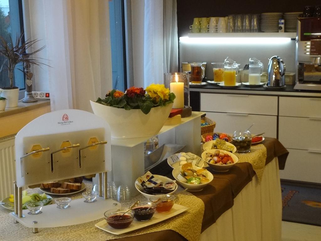 Hotel Amy Regensburg Buitenkant foto