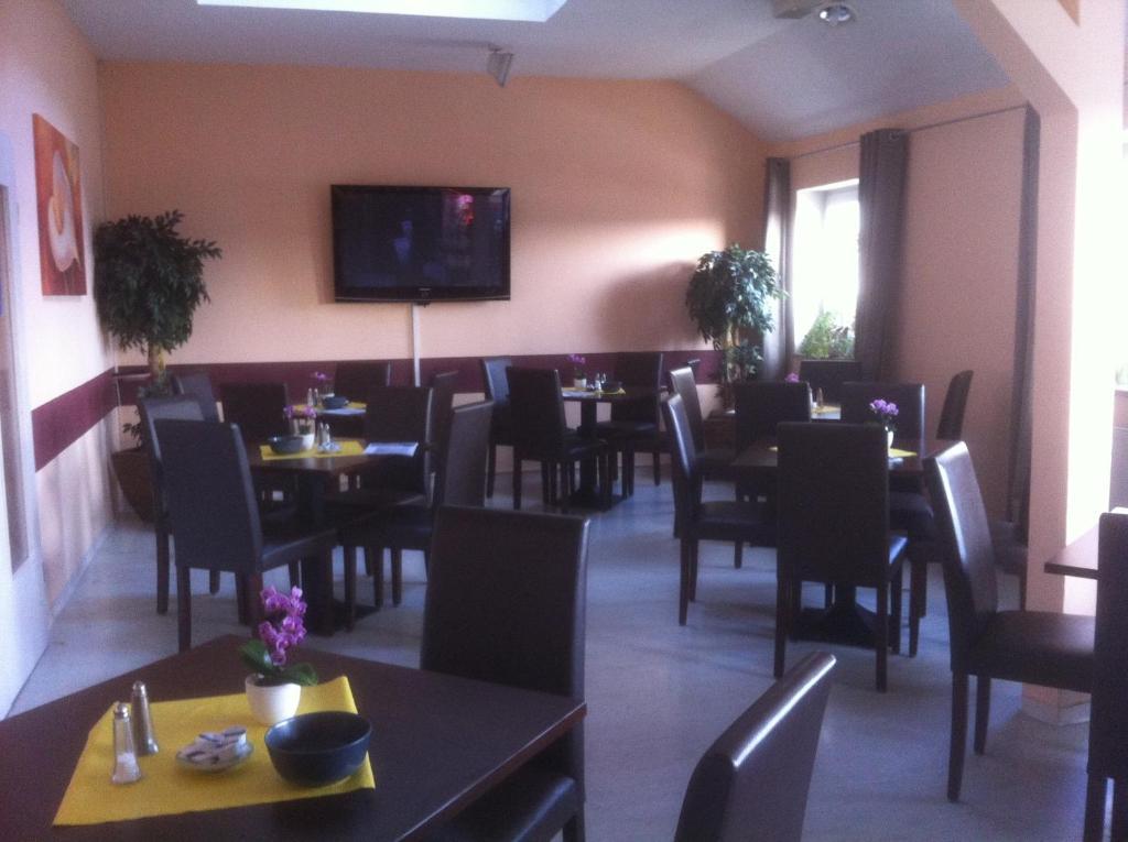 Hotel Amy Regensburg Buitenkant foto