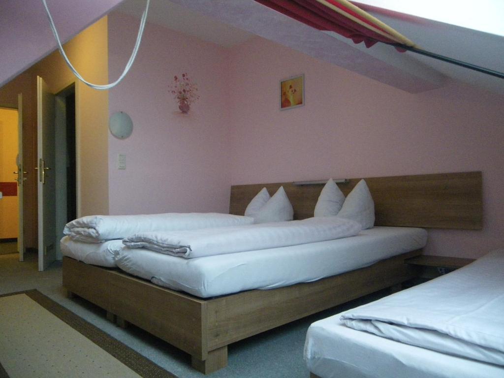 Hotel Amy Regensburg Buitenkant foto