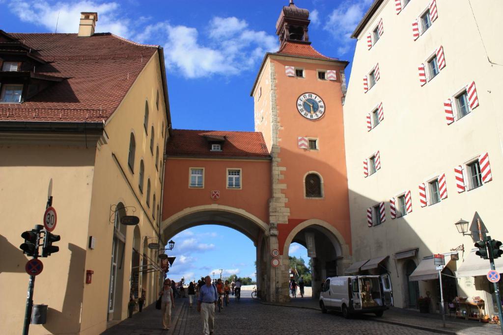 Hotel Amy Regensburg Buitenkant foto